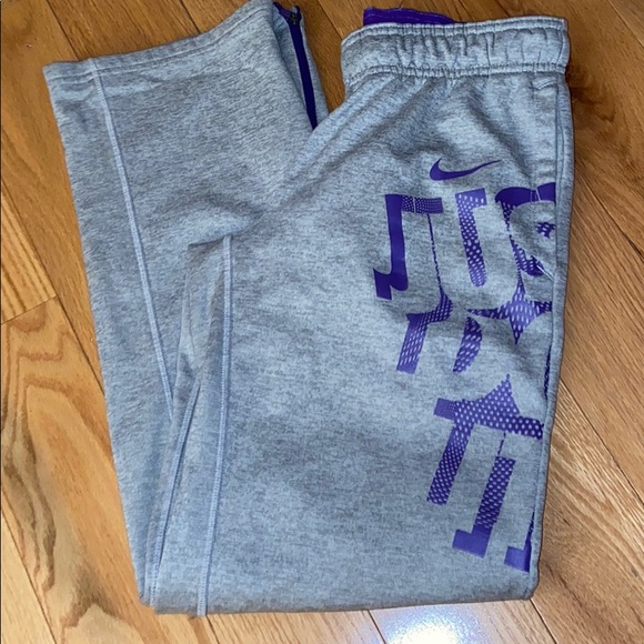 Nike Pants - Nike sweats